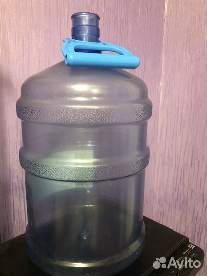 Бутыль с ручкой