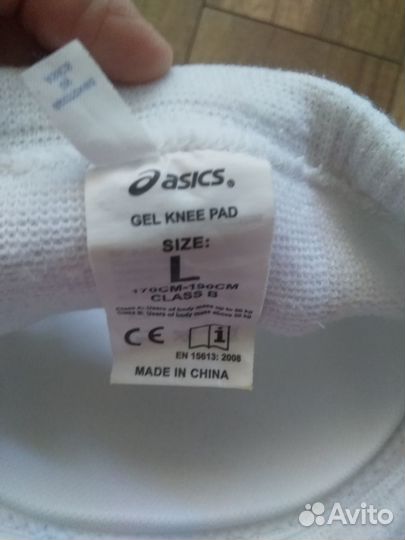 Волейбольные наколенники asics