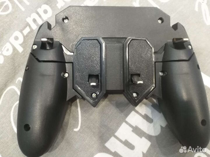 Геймпад для смартфона