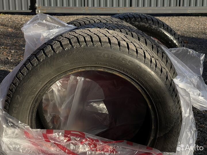 Continental IceContact 2 205/55 R16 94T