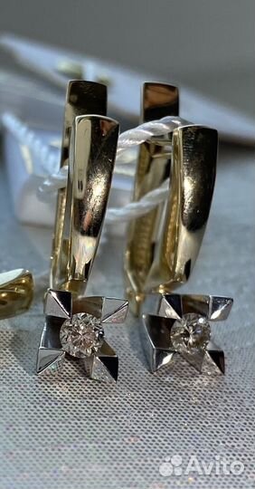 Серьги с бриллиантоми