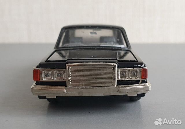 Машинка ЗИЛ 115 модель СССР 1:43