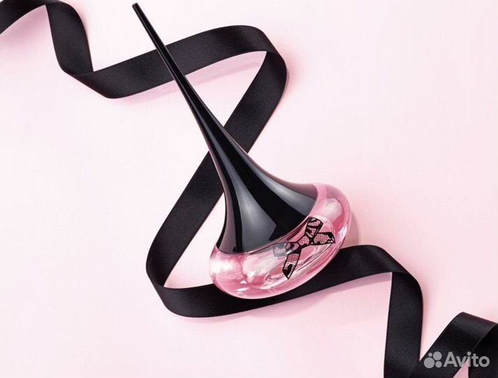 Парфмированная вода Лав потушен сикретс