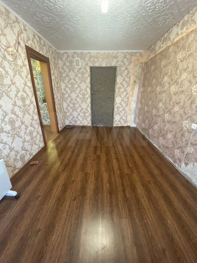 Комната 24 м² в 4-к., 5/5 эт.
