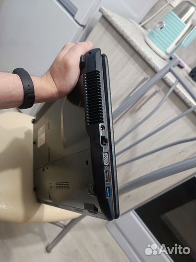 Ноутбук Asus / i7-2670QM / 610M / 4GB / 500GB