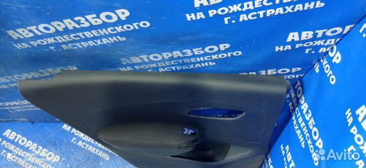 Задняя левая обшивка двери Volkswagen Polo 5 седан