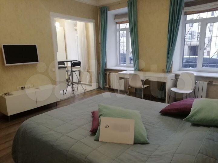 Квартира-студия, 32,4 м², 1/4 эт.
