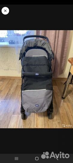 Прогулочная коляска