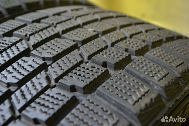 Dunlop DSX-2 215/45 R17