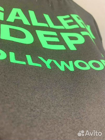 Футболка Gallery Dept