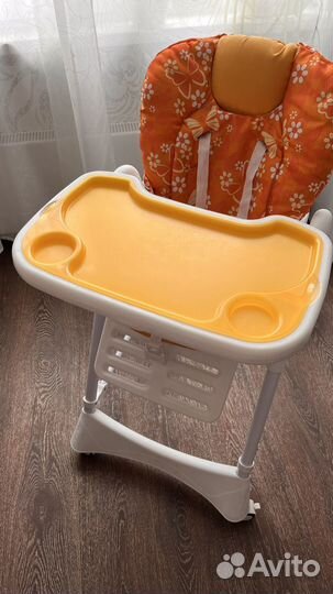 Детский стульчик для кормления