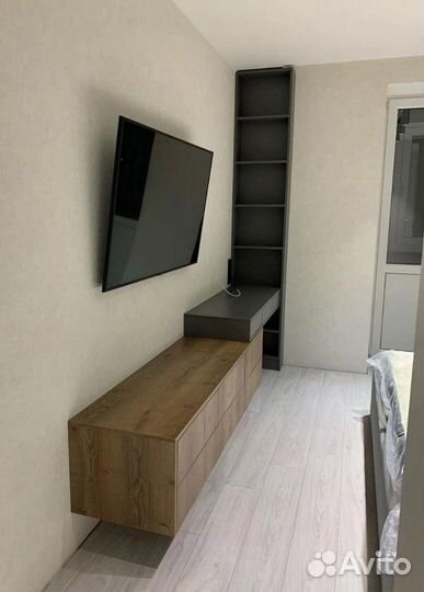 Тумба под тв с рабочим столом