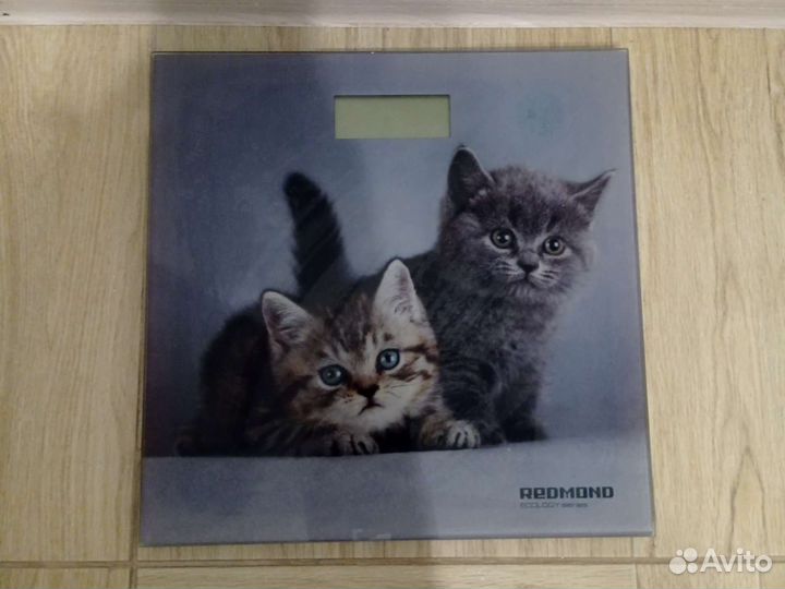 Весы напольные электронные Redmond до 180 кг