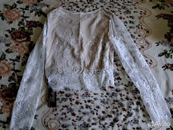 Костюм женский нарядный