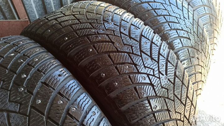 Pirelli Scorpion Ice Zero 2 285/50 R20