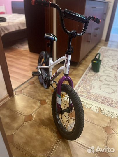 Детский велосипед 16