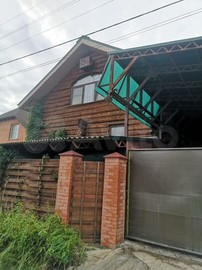 Дом 270 м² на участке 8,7 сот.