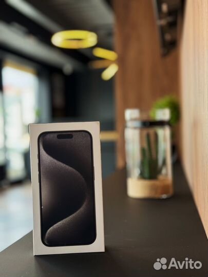 iPhone 15 Pro, 256 ГБ