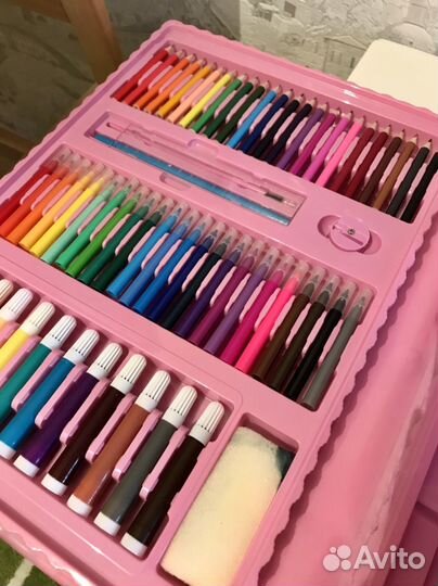 Набор юного художника