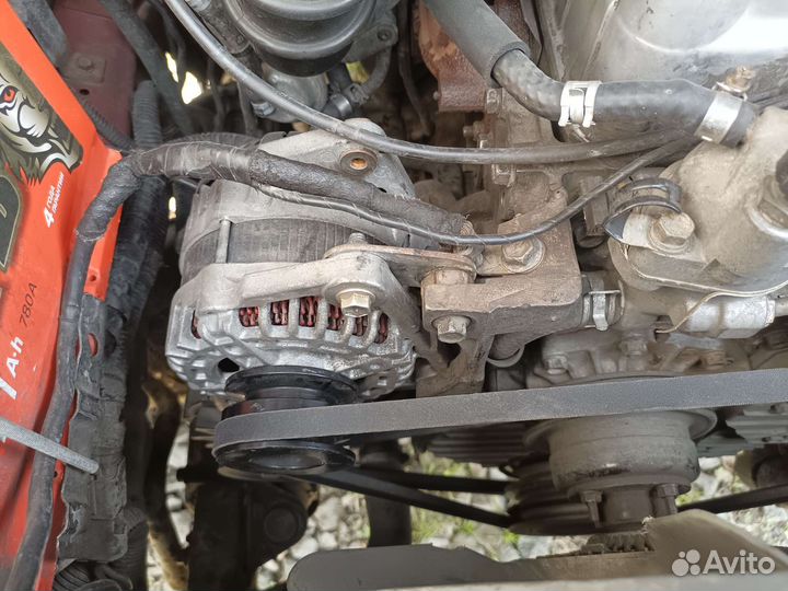 Генератор 4JG2 4JG2T Opel Monterey / Isuzu Bighorn