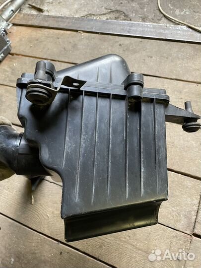 Корпус воздушного фильтра kalina 1