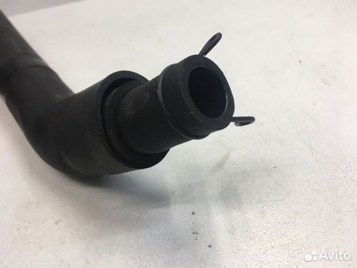 Патрубок картерных газов левый Toyota Tundra 4.6