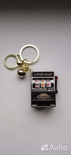 Брелок игровой автомат