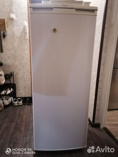 Холодильник 
