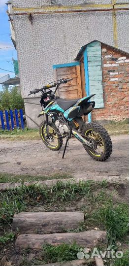 Regulmoto seven 125e