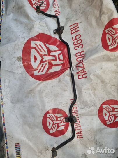 Стабилизатор задний Volkswagen Golf 6 2010