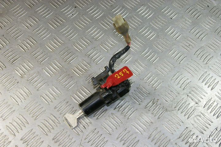 Замок зажигания Kawasaki D-Tracker