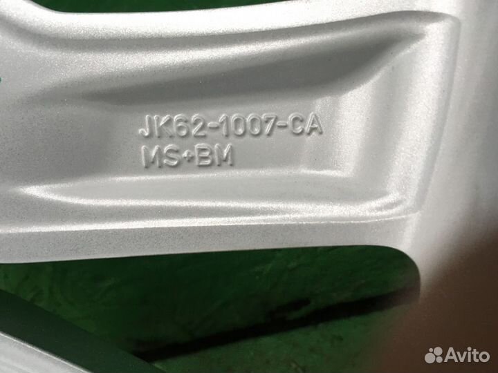 R21 Goodyear Eagle F1 Asymmetric 275/45, PCD 5x120 DIA 66.6