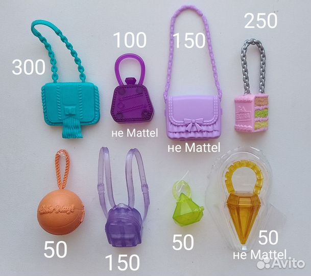 Одежда и аксессуары Барби