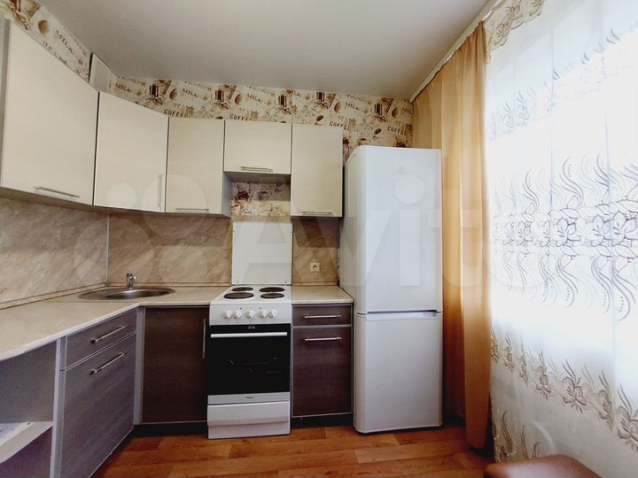 2-к. квартира, 52 м², 6/10 эт.