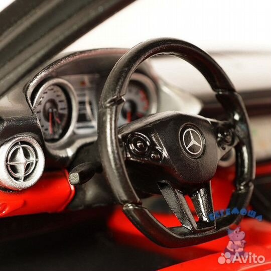 Машина Mercedes-Benz 1:16 с колонкой Silverlit