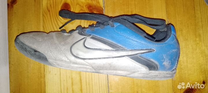 Бутсы CTR360 Libretto