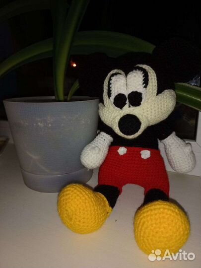 Игрушка Мики маус