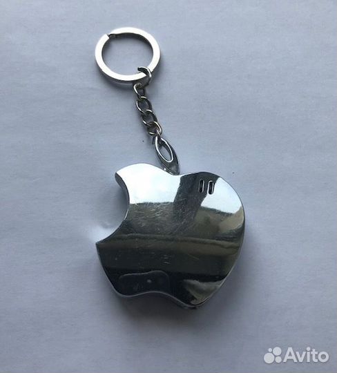 Зажигалки новые Apple, Marlboro