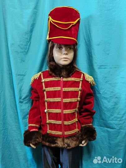 Солдат, гусар рыцарь ниндзя. Карнавал