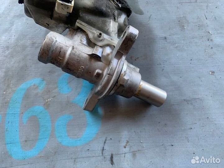 Тормозной цилиндр Infiniti Ex35 I (S50) VQ35 2008