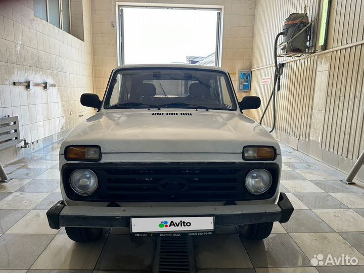 LADA 4x4 (Нива) 1.7 МТ, 2002, 200 000 км