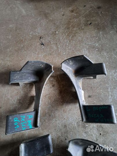 Накладка петля крышки багажника на Porsche Cayenne