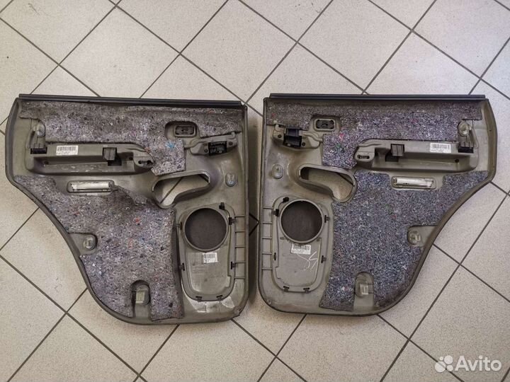 Обшивка двери chevrolet tahoe GMT 840