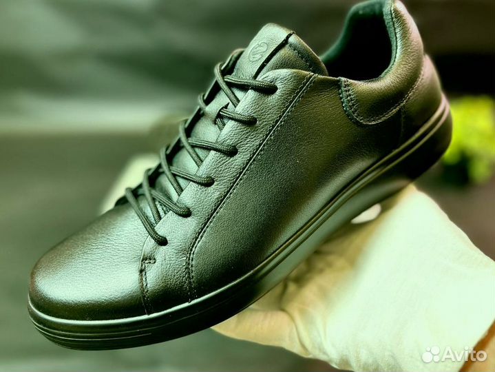 Кроссовки Ecco lux