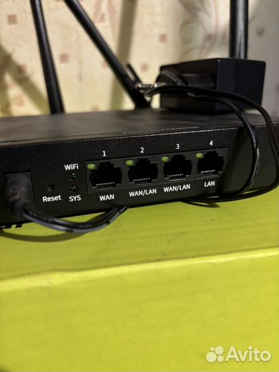 Роутер tenda w20E