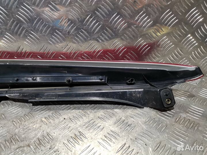 Фонарь задний правый Volvo XC90 2005