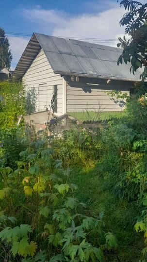 Дом 100 м² на участке 10 сот.