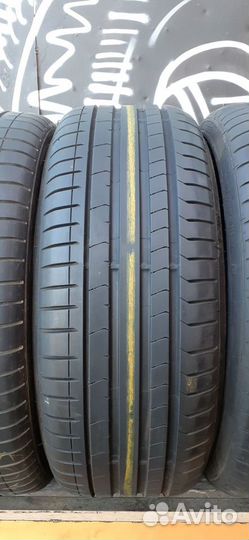 Pirelli P Zero PZ4 245/35 R20 и 275/30 R20