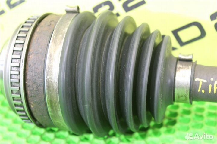 Привод передний левый Toyota Ipsum SXM15 3S-FE