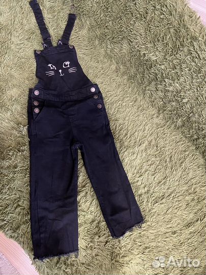 Джинсовый комбинезон для девочки